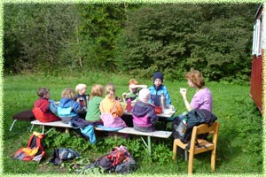 viel Spass im Waldkindergarten